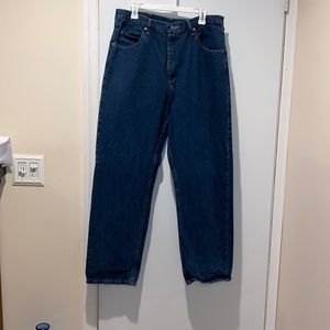 Wrangler men’s relaxed fit never worn jeans 36x32